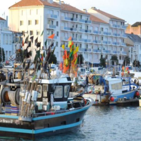 Pretty And Bright Studio With View On The Harbor Les Sables-dʼOlonne Dış mekan fotoğraf
